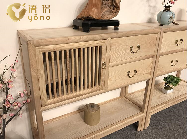 新中式實(shí)木玄關(guān)